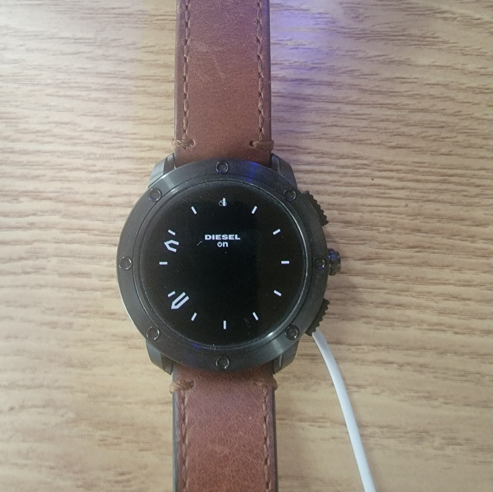 Diesel Axial Smartwatch - Picture 2 of 3